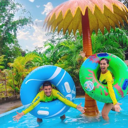 Hotel Hosteria D'Carlos Aqua Park à Santo Domingo de los Colorados Extérieur photo